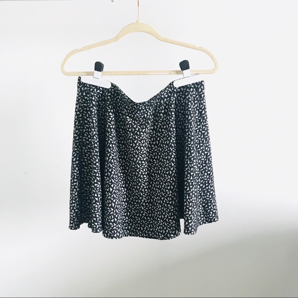 Mossimo XL babydoll black and white skirt
